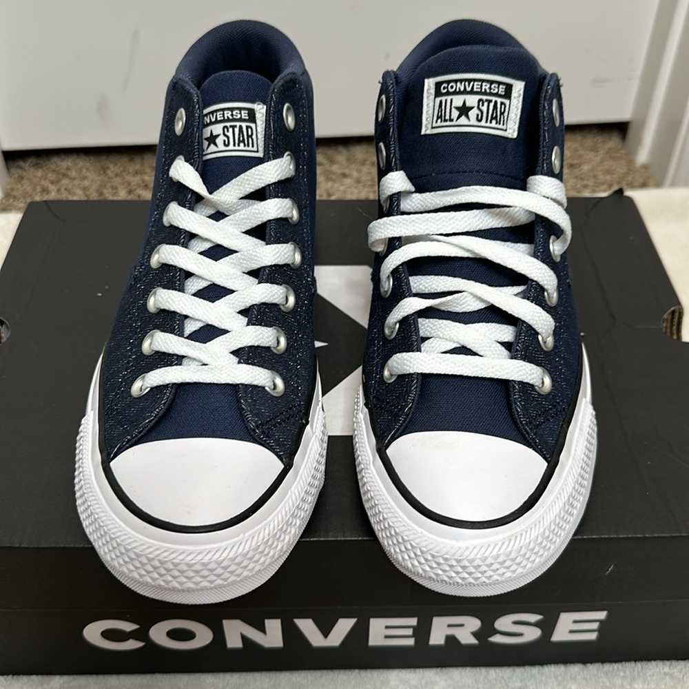 New Converse Chuck Taylor All Star Malden Mid-Top Sneaker Sz 9 women - Picture 2 of 8